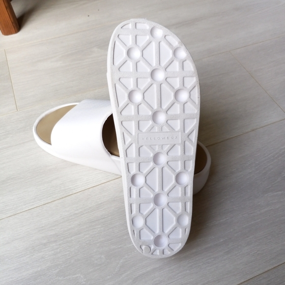 Yellow Box Torrey Flatform Sandal, Women's Size 8 - Picture 8 of 12